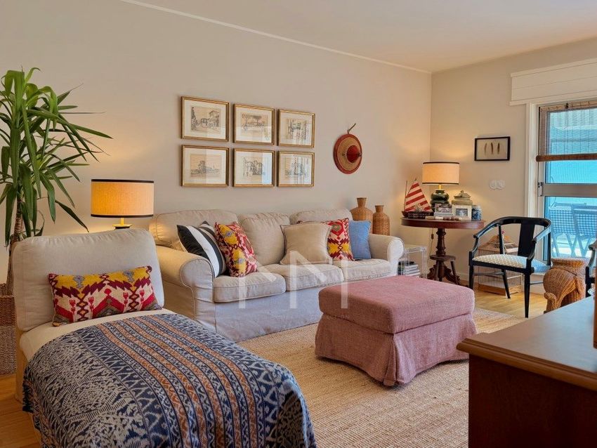 Imagem Sala de estar de apartamento t3 em Aviz - Cristo Rei