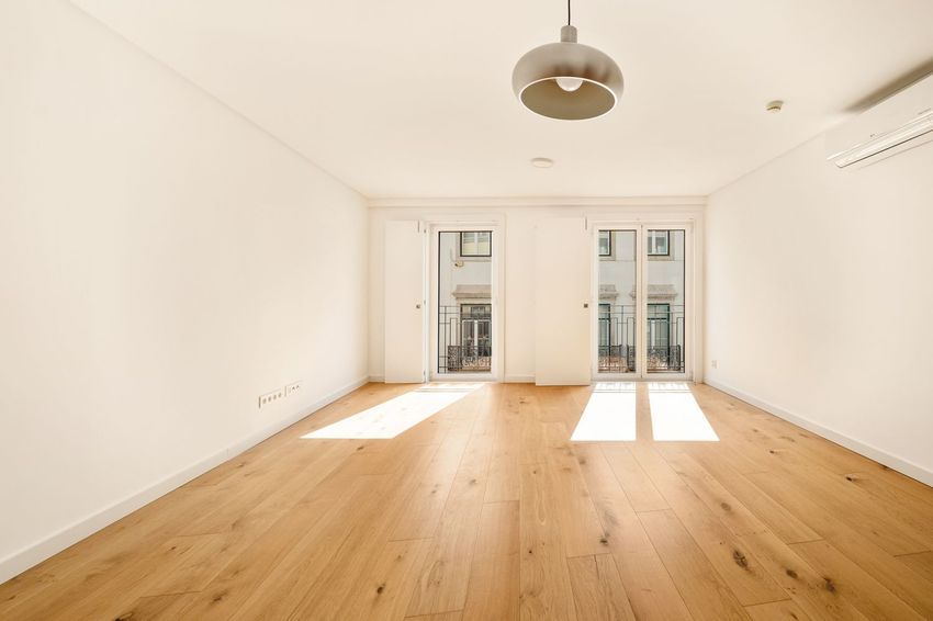 Imagem Sala de estar de apartamento t2 em Rua das Trinas, 124