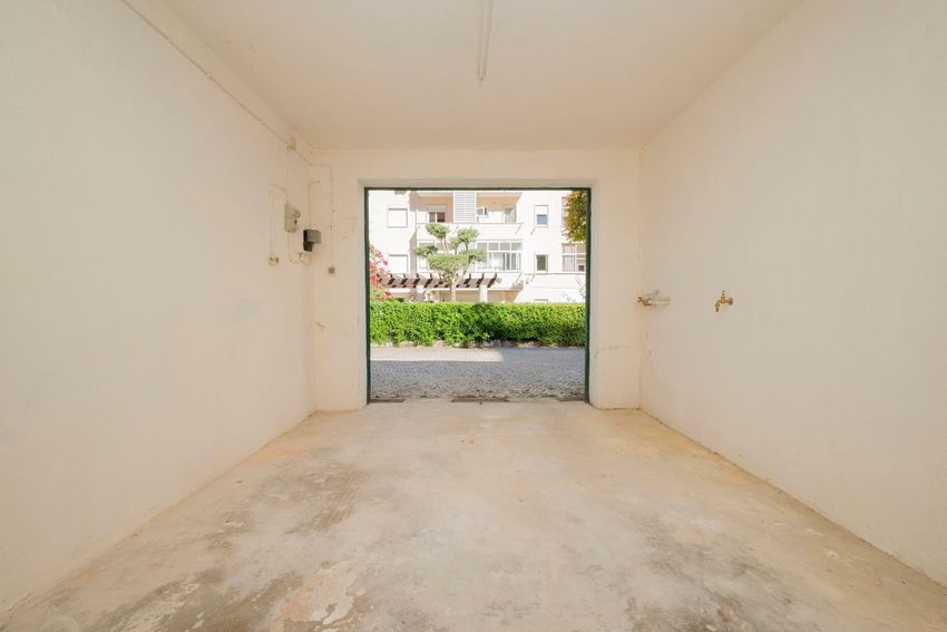 Зображення гараж, Avenida São João de Deus, 7 e