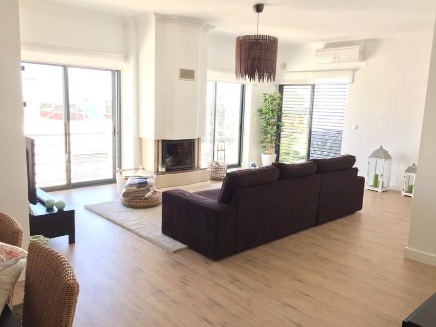 Imagem Sala de estar de duplex em Rua Frei Antonio de Beja, 16