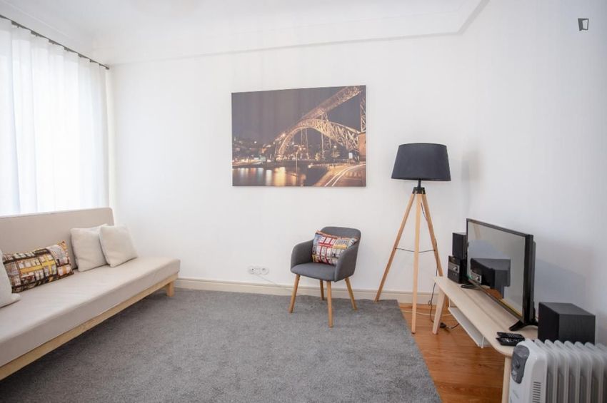 Imagem Sala de estar de apartamento t3 em Rua Doutor Alves da Veiga