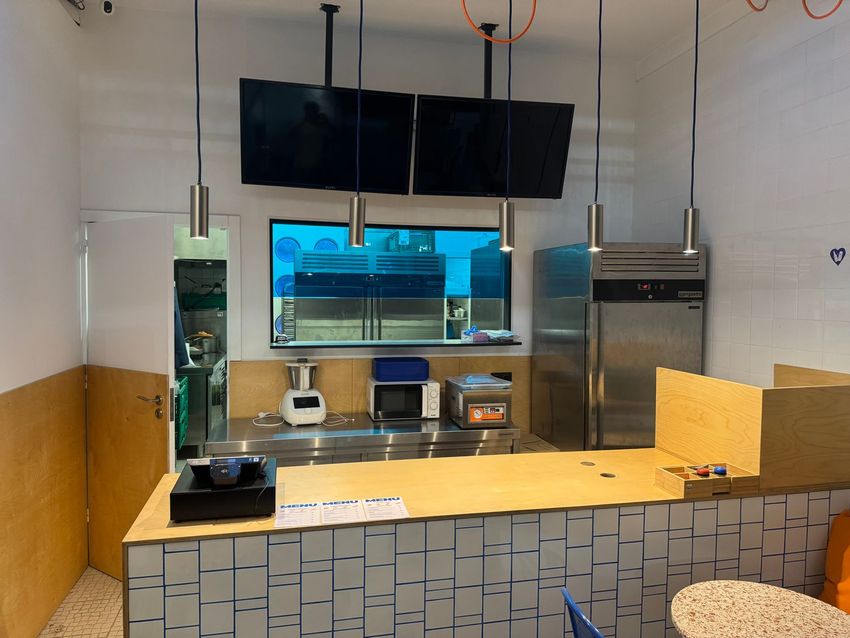 Imagem Cozinha de espaço comercial em Rua França Júnior s/n