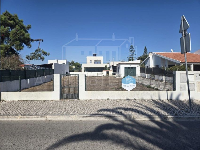 Imagem de terreno em Estrada dos Murtinhais
