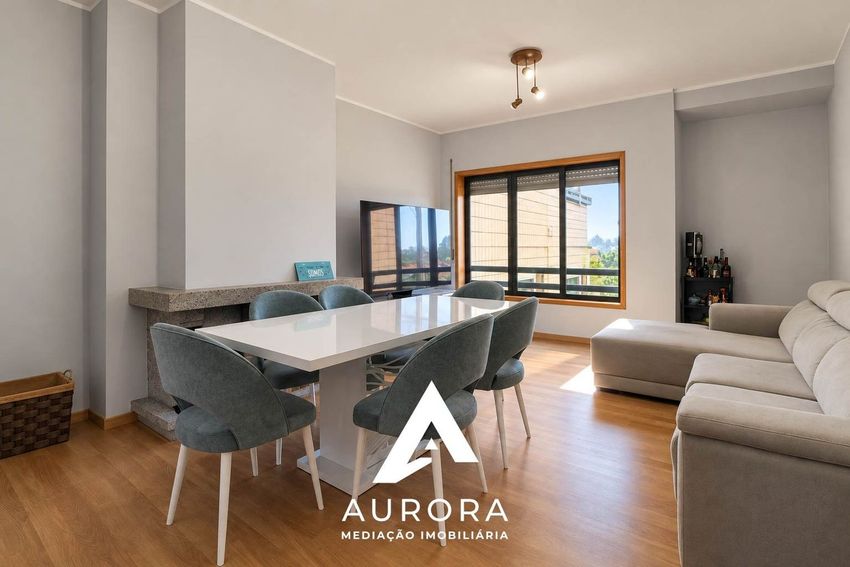 Imagem Sala de jantar de apartamento t3 em Lourosa