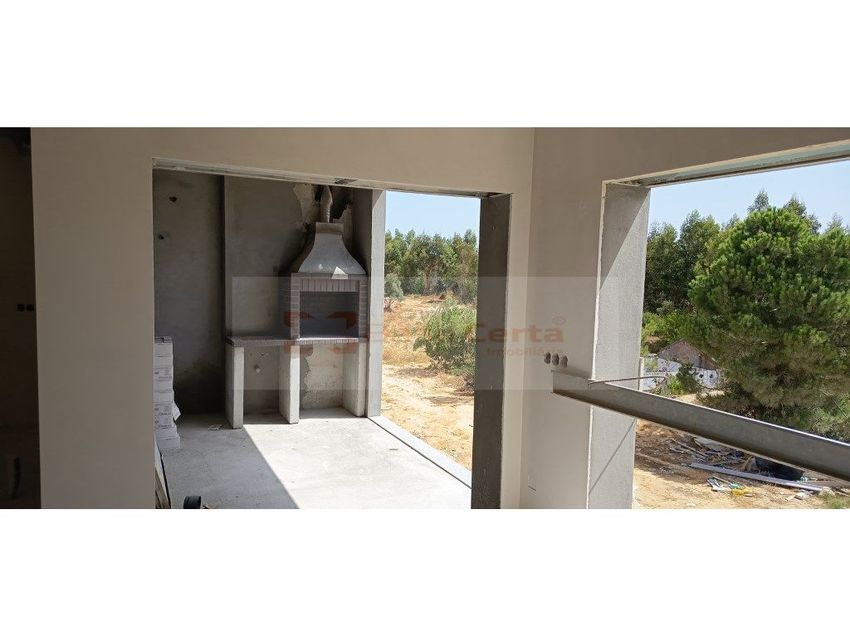Imagem Terraço de apartamento t5 em Rua Vergílio Ferreira