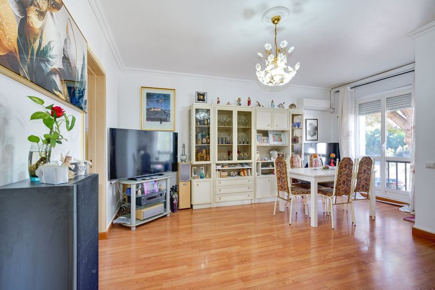 Imagem Sala de estar de apartamento t3 em Praceta José Bento de Araújo, 2