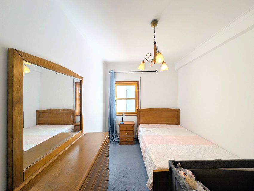 Imagem Quarto de apartamento t2 em Praça, 28