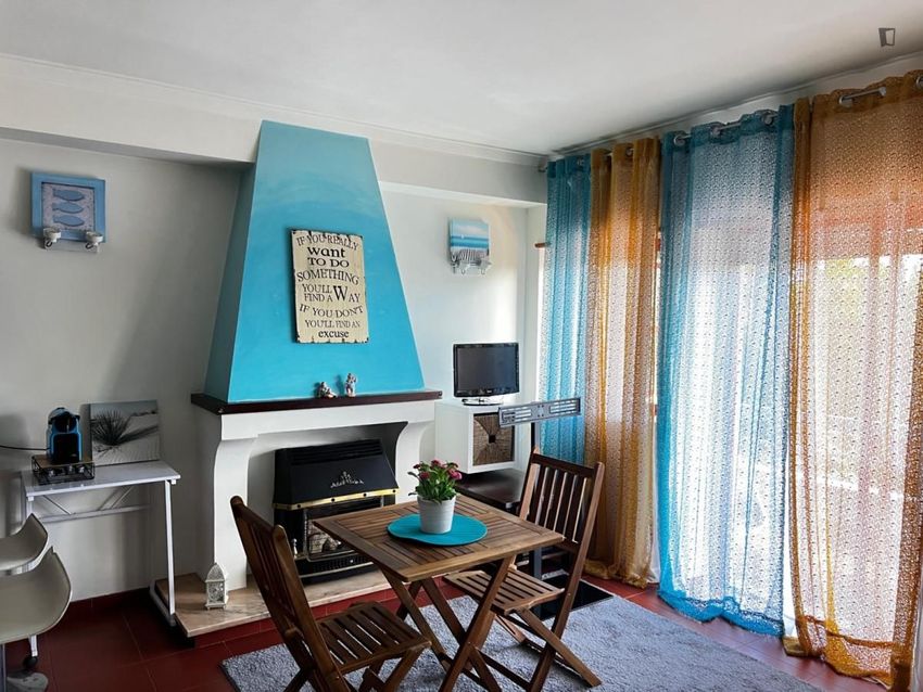 Imagem Sala de estar de apartamento t1 em São João das Lampas