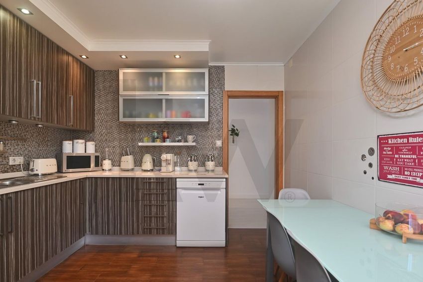Imagem Cozinha de  casa ou moradia em Rua Tapada das Murteiras s/n