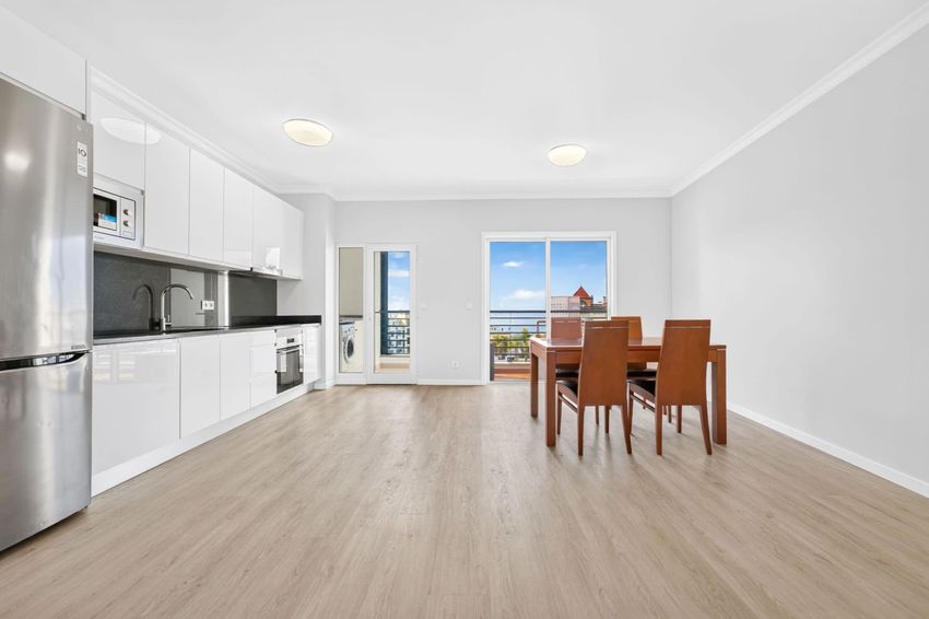 Imagem Sala de estar de apartamento t2 em Rua do Vale da Ajuda, 25
