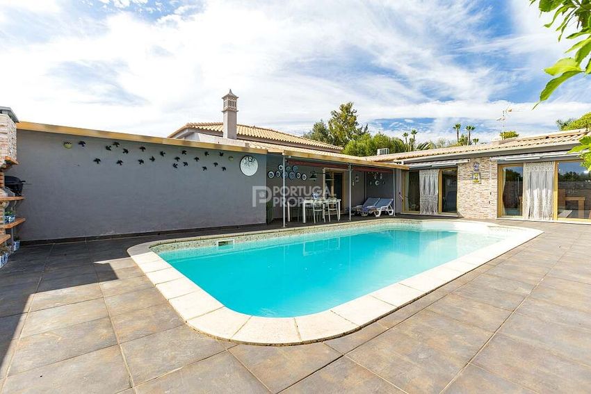Imagem Piscina de  casa ou moradia em Vale Formoso - Vale d'Éguas