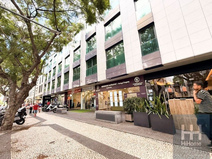 Imagem Vistas de apartamento t3 em Avenida do Infante, 36