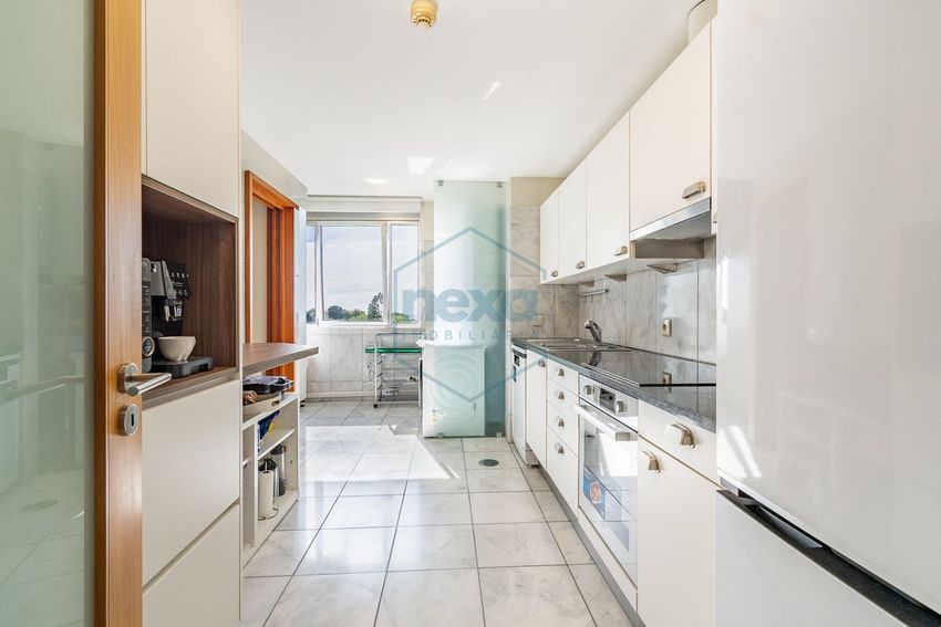 Imagem Cozinha de apartamento t1 em Aviz - Cristo Rei