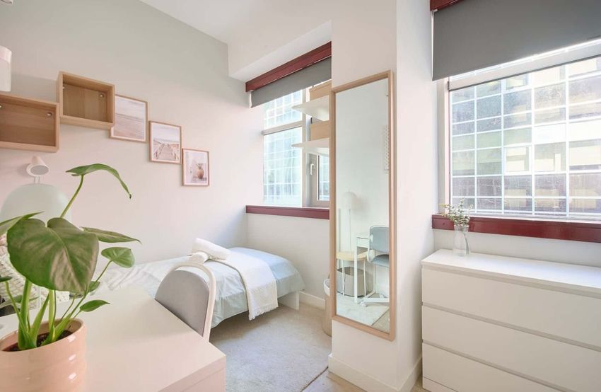 Imagem Quarto de quarto em Rua Américo Durão, 16