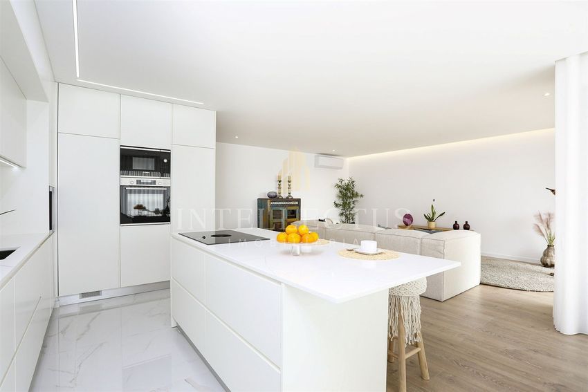 Imagem Cozinha de apartamento t3 em Centro do Montijo