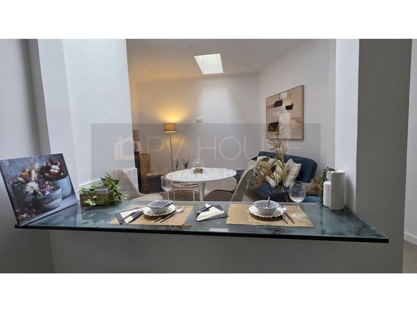 Imagem Cozinha de apartamento t3 em Rua Angelina Vidal, 14