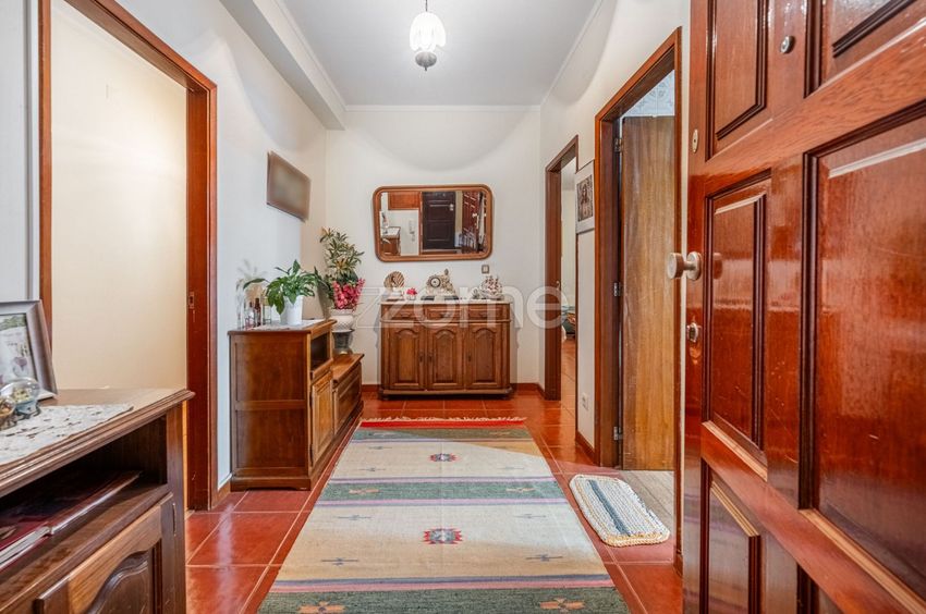 Зображення Вестибюль, квартира t3, Rua Cónego Manuel de Aguiar Barreiros, 19