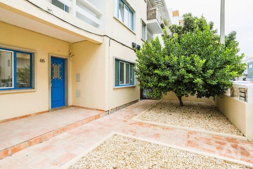 Imagem Fachada de apartamento t3 em Centro Este da Cidade de Loulé
