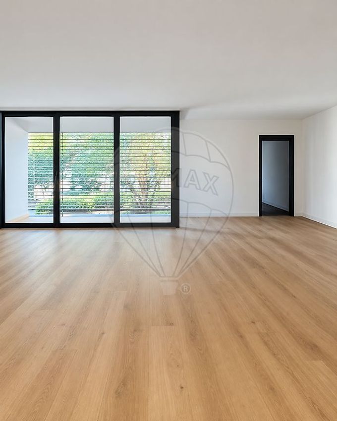 Imagem Divisão de apartamento t2 em Rua Direita