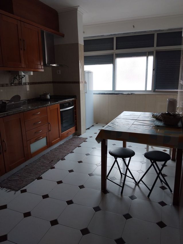 Imagem Quarto de quarto em Rua Luís Vaz de Camões, 40