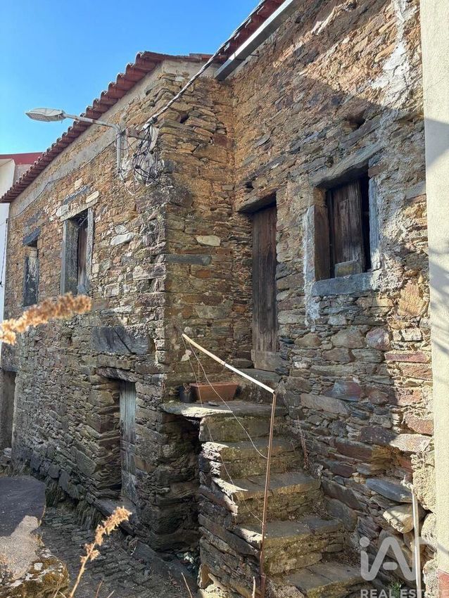 Зображення Фасад,  будинок чи котедж, Sobreira Formosa e Alvito da Beira