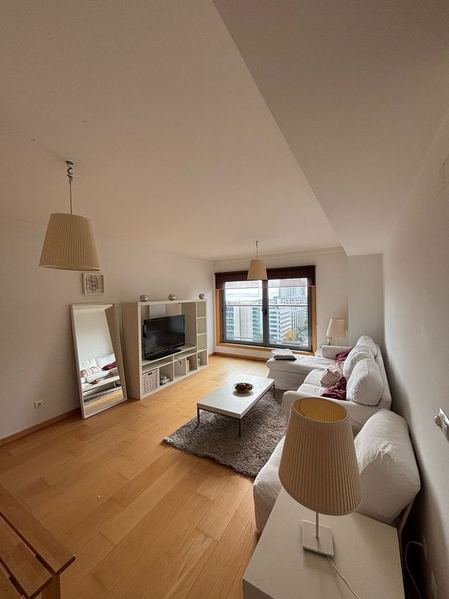 Imagem Sala de estar de apartamento t1 em Avenida Dom João II, 53