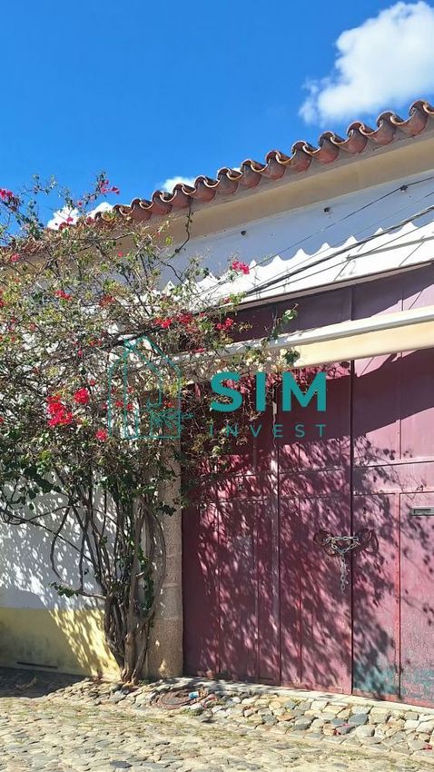 Imagem Fachada de espaço comercial em Évora