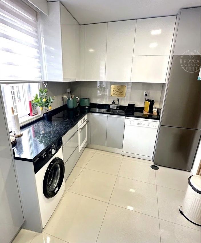 Imagem Cozinha de apartamento t2 em Rua da Assunção