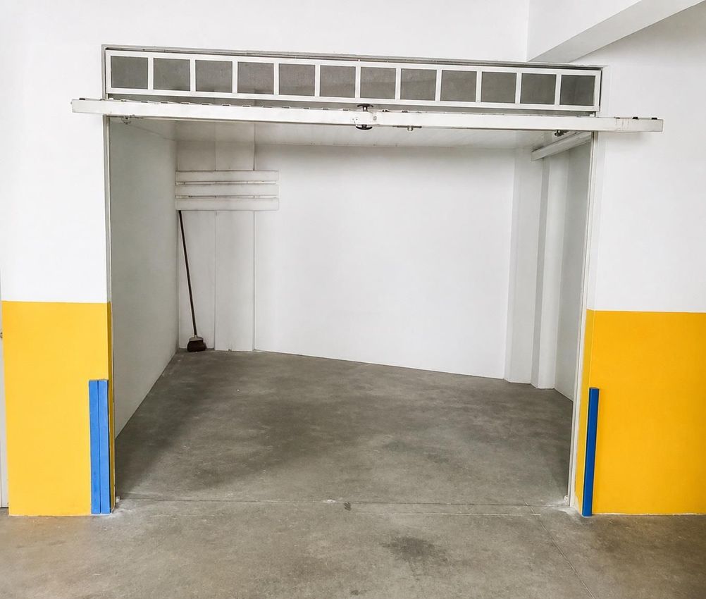 Imagem Garagem de garagem em Vialonga