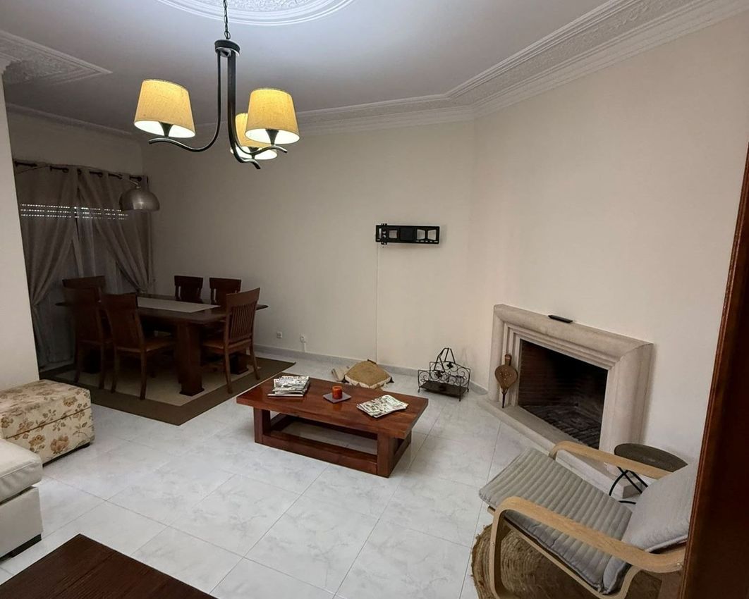 Imagem Sala de estar de apartamento t2 em Massamá