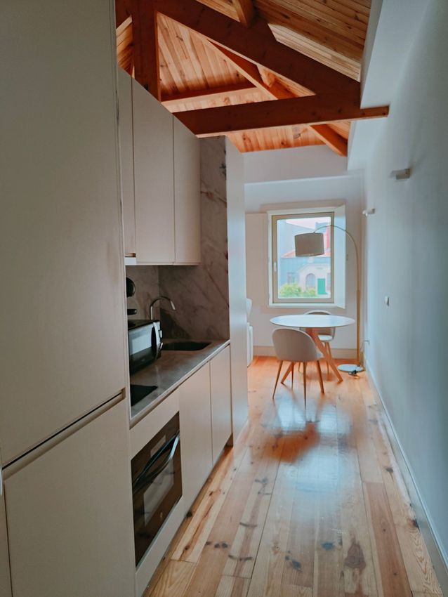 Imagem Cozinha de apartamento t0 em Rua do Bonjardim, 684