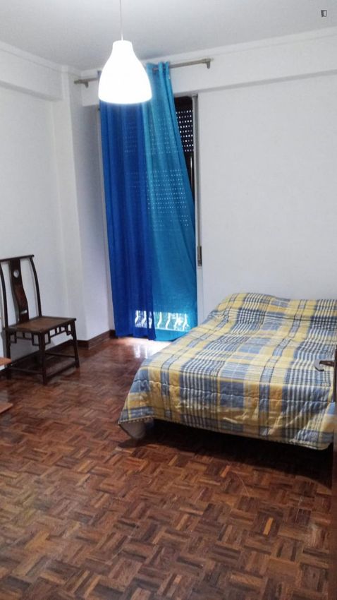 Imagem Quarto de quarto em Rua General Humberto Delgado