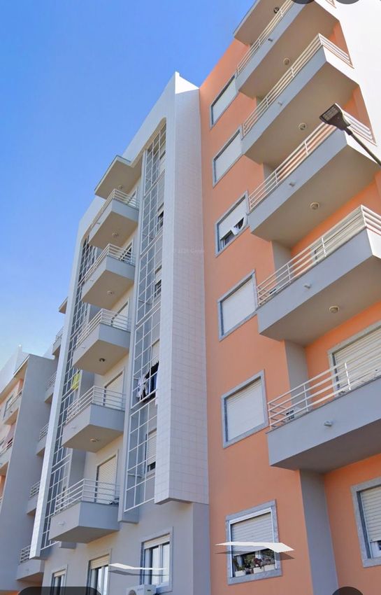 Imagem Vistas de apartamento t1 em Rua Estevão de Matos Homem, 12