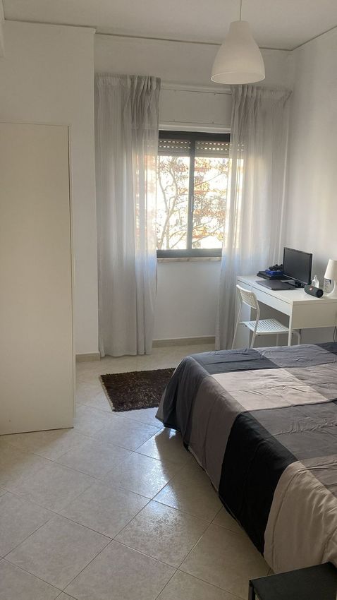 Imagem Quarto de quarto em Avenida de Angola, 25