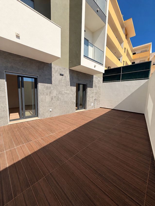Imagem de apartamento t2 em Rua António de Gouveia, 5 L2