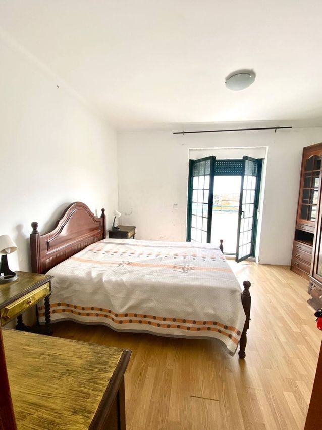 Imagem Quarto de quarto em Rua Francisco Biscaya da Silva, 2