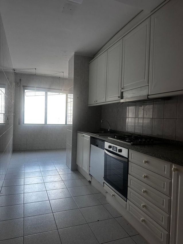 Imagem Cozinha de apartamento t3 em Matosinhos Sul - Marginal