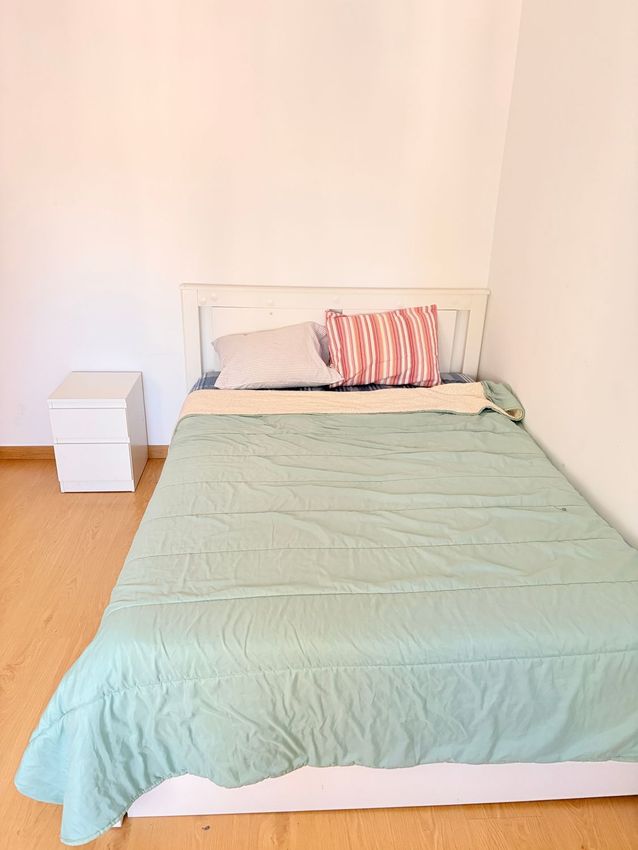 Imagem Quarto de quarto em Avenida José Eduardo Vitor das Neves, 26