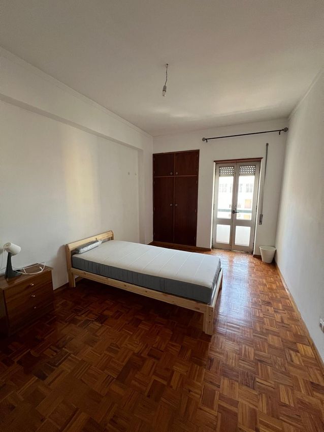 Imagem Quarto de quarto em Rua doutor Jorge Seabra, 9