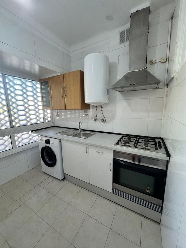 Imagem Cozinha de apartamento t1 em Rua João José do Nascimento Costa, 12