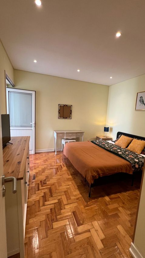 Imagem Quarto de quarto em Rua da Polícia de Segurança Pública, 30