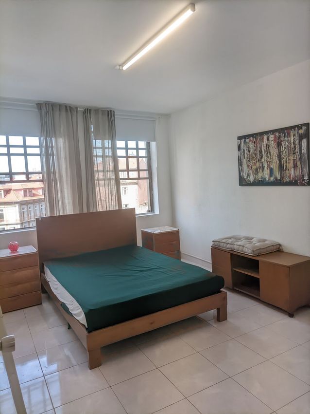 Imagem Quarto de apartamento t1 em Praça da Batalha, 32