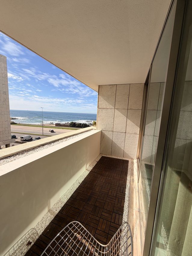Imagem Terraço de apartamento t2 em Rua Helena Vieira da Silva, 134