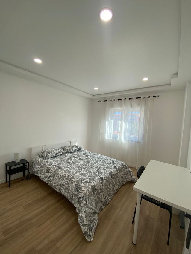 Imagem Quarto de quarto em Rua Armando Sampaio Sena, 15