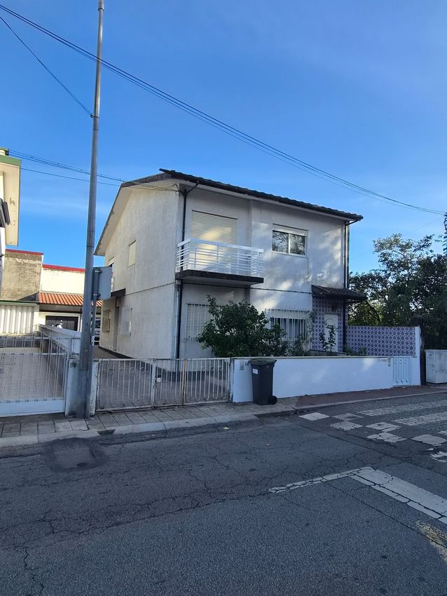 Зображення Фасад, квартира t2, Rua Escolas da Bela, 70