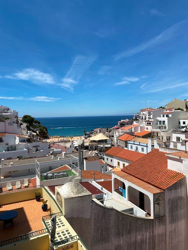 Imagem Vistas de apartamento t2 em Centro de Carvoeiro