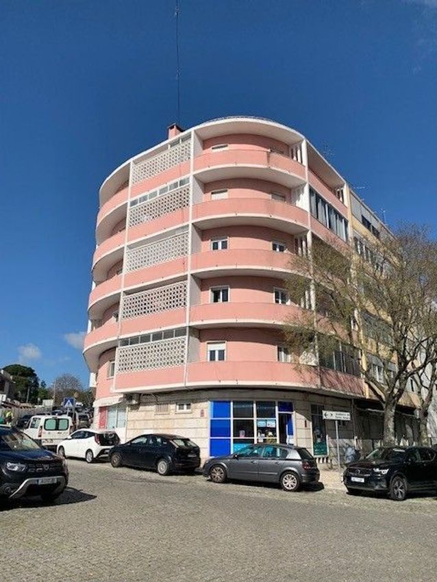 Imagem Vistas de apartamento t2 em Calçada de Santo Amaro