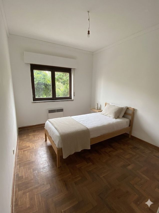 Imagem Quarto de quarto em Rua Gil Vicente, 61