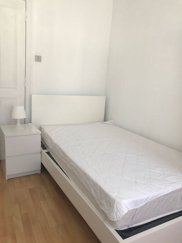 Imagem Quarto de quarto em Rua de São Dinis, 726
