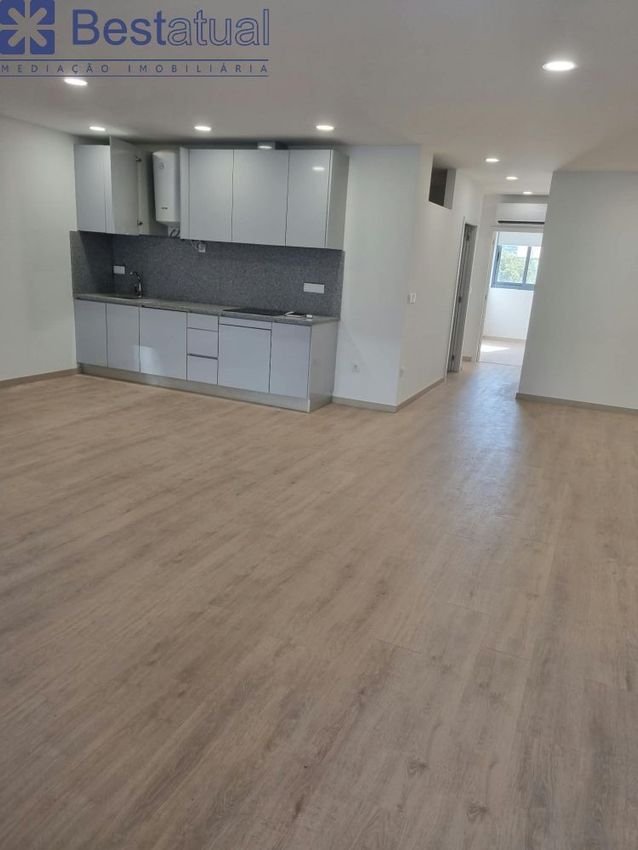 Imagem Sala de estar de apartamento t3 em Requião